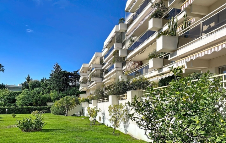 3 Pièces CANNES (06400)  78 m2 750 000 € 
