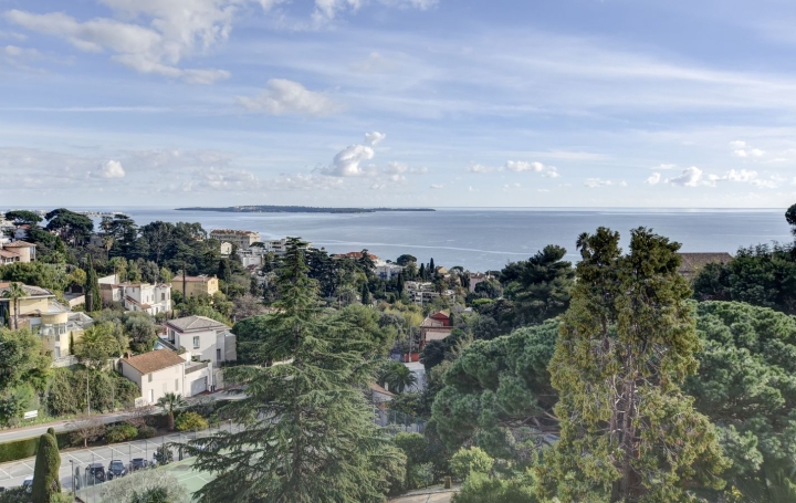 Appartement CANNES (06400) 78 m<sup>2</sup> 848 000 € 