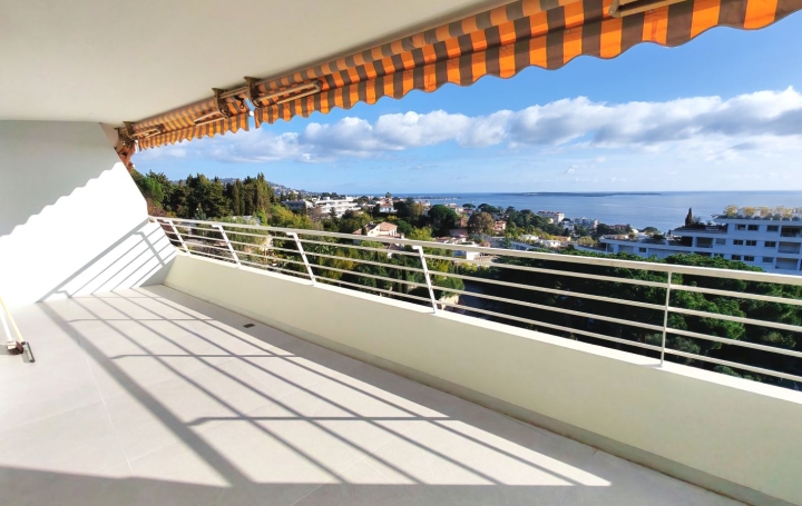 Appartement CANNES (06400) 98 m<sup>2</sup> 1 290 000 € 