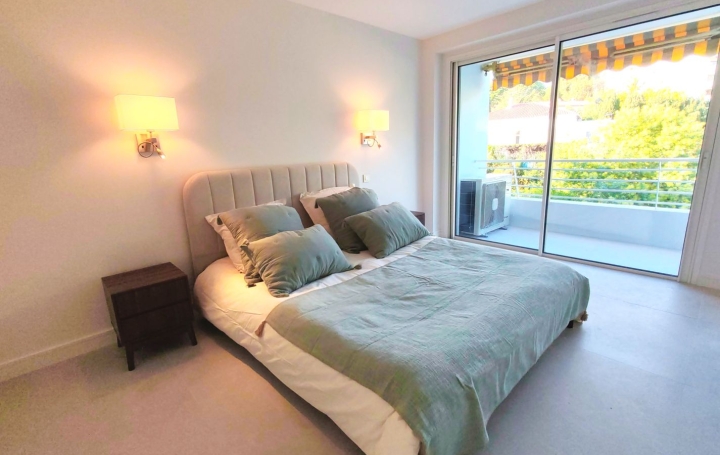 3 Pièces CANNES (06400)  98 m2 1 290 000 € 