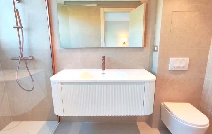 3 Pièces CANNES (06400)  98 m2 1 290 000 € 