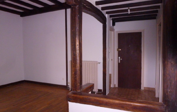 2 Pièces MACON (71000)  48 m2 480 € 