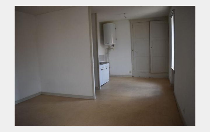 Réseau Immo-diffusion : Appartement P1  MACON  35 m2 360 € 