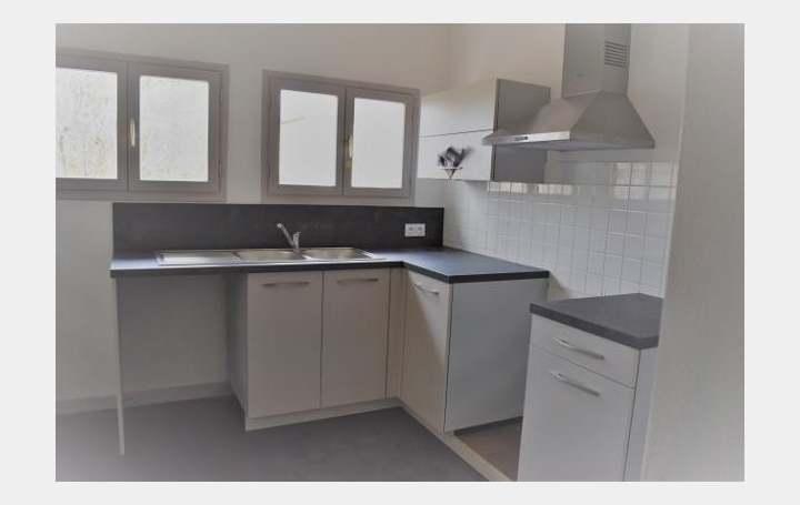 Réseau Immo-diffusion : Appartement P5  FLEURVILLE  88 m2 590 € 