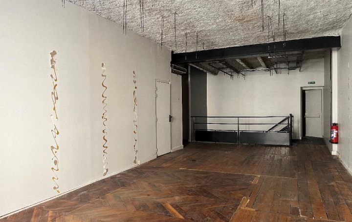 Local commercial MACON (71000)  130 m2 2 190 € 