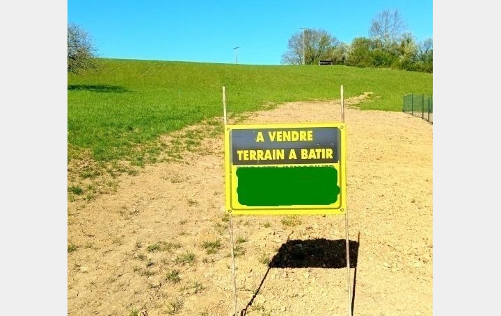 Réseau Immo-diffusion : Terrain  LAIZE   57 500 € 