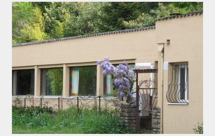 Maison JASSANS-RIOTTIER (01480)  290 m2 470 000 € 