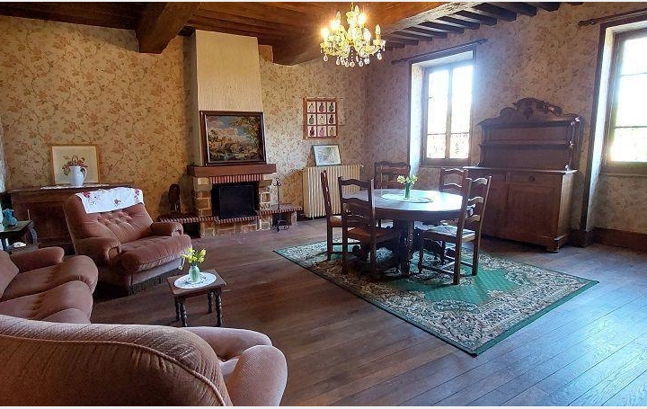Maison LAIZE (71870)  141 m2 356 000 € 