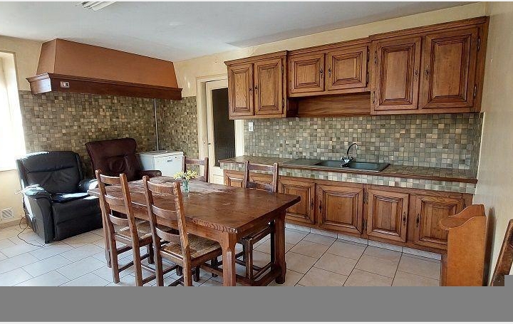 Maison LAIZE (71870)  141 m2 356 000 € 