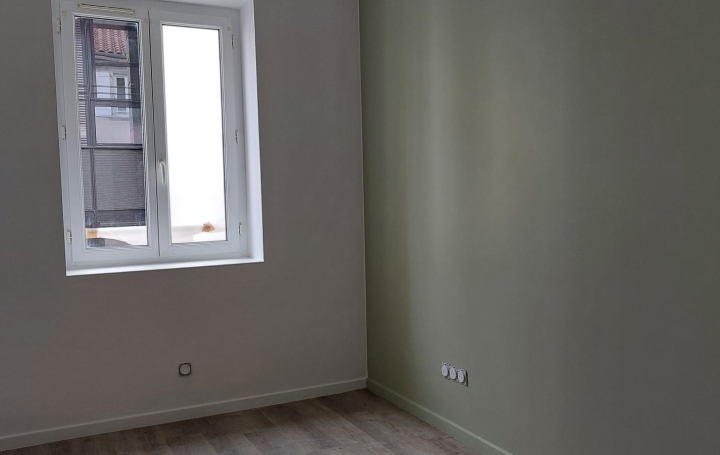 4 Pièces BEAUJEU (69430)  95 m2 225 000 € 