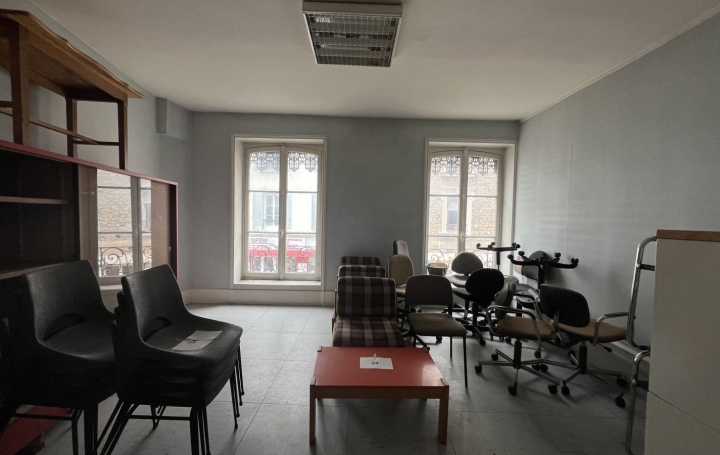 8 Pièces MACON (71000)  175 m2 168 000 € 