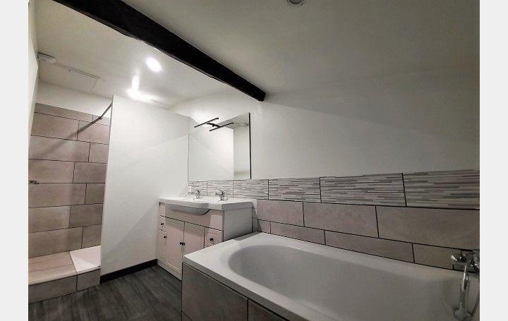 3 Pièces MACON (71000)  83 m2 125 000 € 