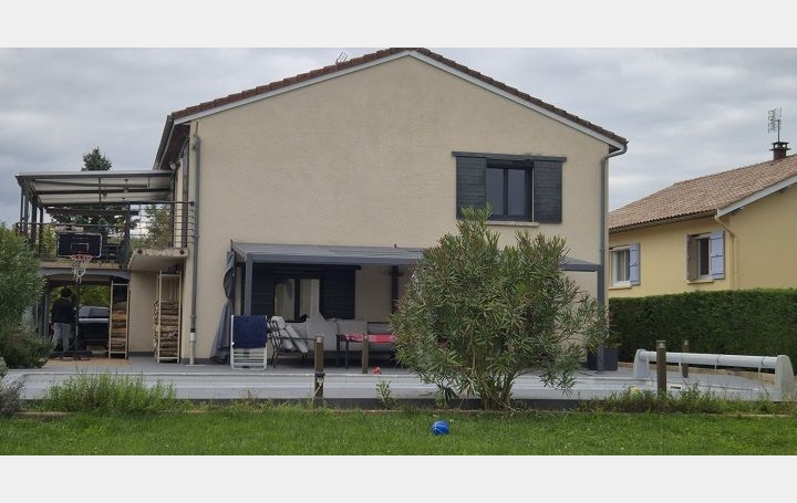 Maison REPLONGES (01750)  185 m2 488 000 € 