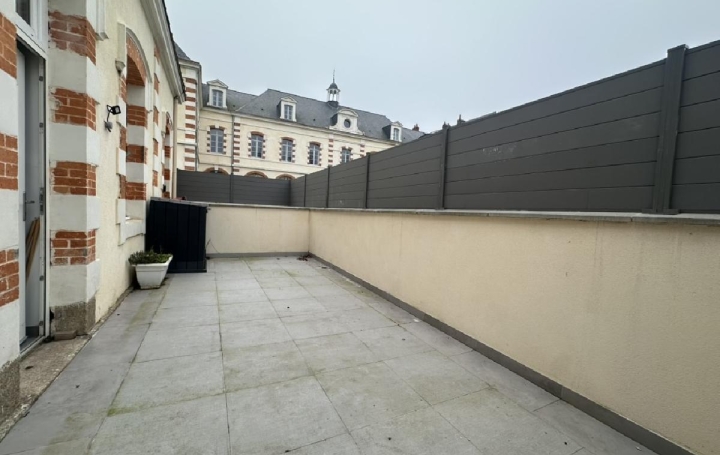 Maison LE MANS (72000)  88 m2 1 000 € 