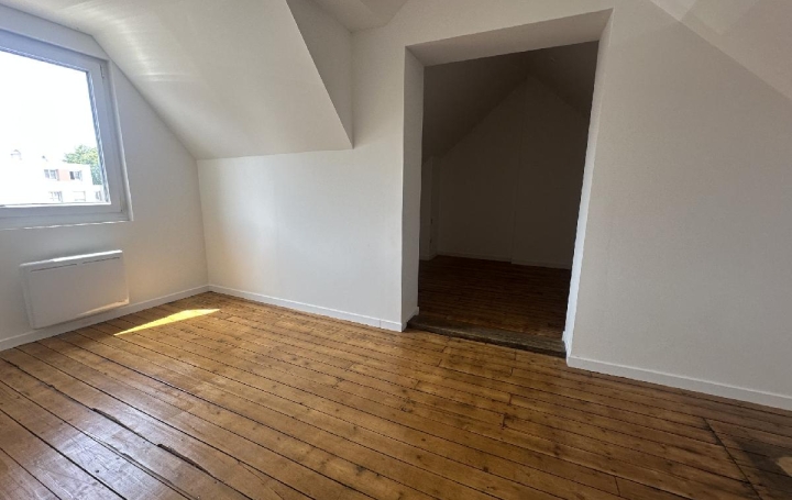 Maison LE MANS (72000)  139 m2 1 490 € 