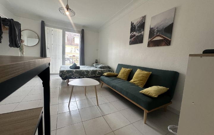 1 Pièce LE MANS (72100)  25 m2 560 € 