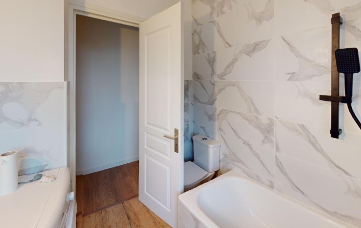 2 Pièces BAGNOLES-DE-L'ORNE (61140)  39 m2 72 000 € 