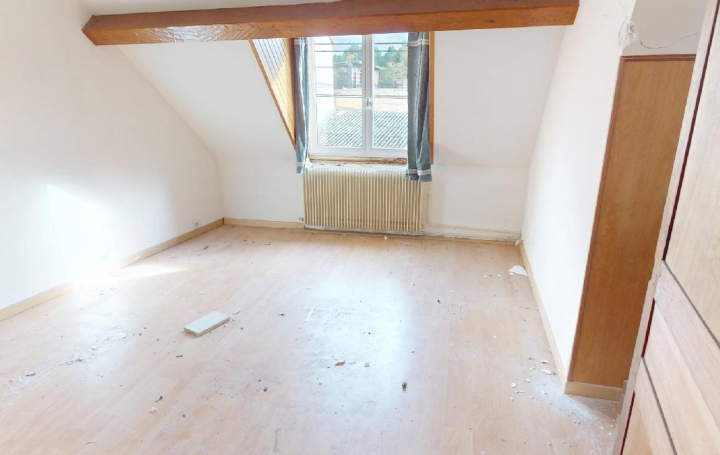 Maison LE MANS (72100)  109 m2 130 000 € 