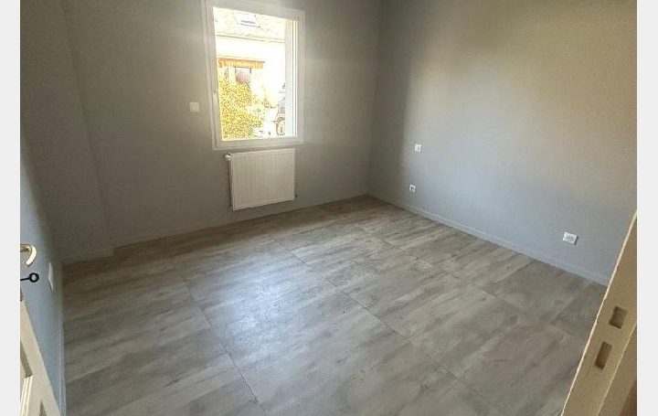 Maison CHANGE (72560)  151 m2 307 400 € 