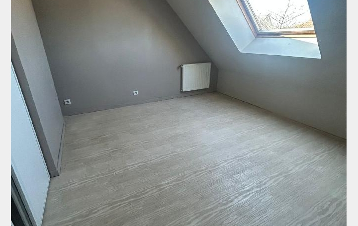 Maison CHANGE (72560)  151 m2 307 400 € 
