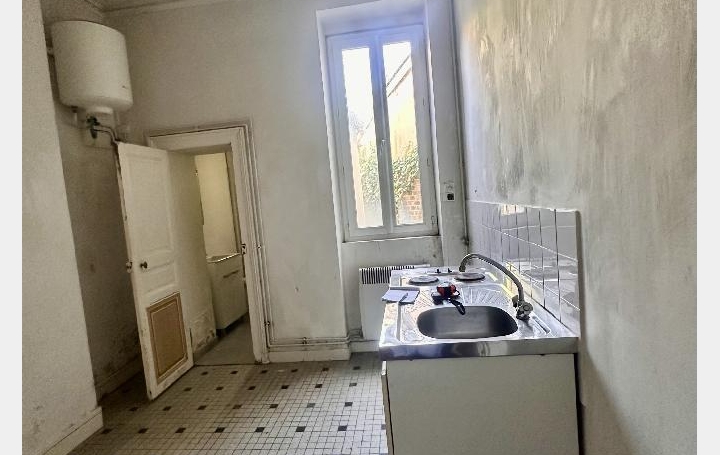 1 Pièce LE MANS (72000)  27 m2 64 400 € 