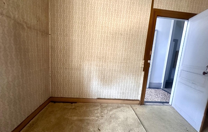 Local commercial LE MANS (72000)  15 m2 42 800 € 