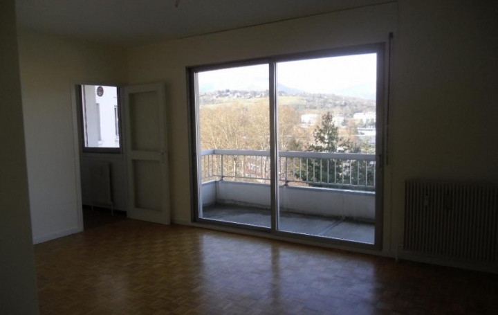 Réseau Immo-diffusion : Appartement P1  CHAMBERY  29 m2 498 € 