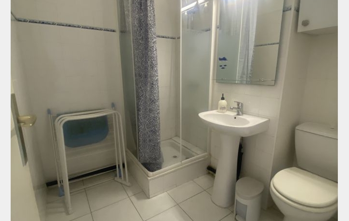 Studio LE GRAU-DU-ROI (30240)  18 m2 210 € 