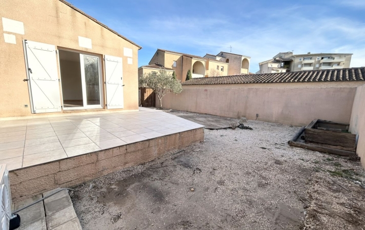 Villa LE GRAU-DU-ROI (30240)  97 m2 1 500 € 