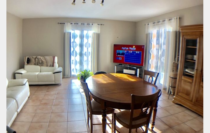 Villa LE GRAU-DU-ROI (30240)  96 m2 1 500 € 