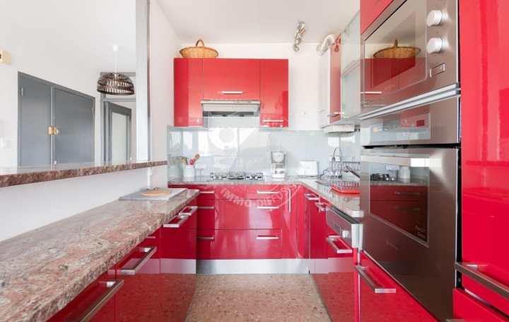 3 Pièces LE GRAU-DU-ROI (30240)  78 m2 600 € 