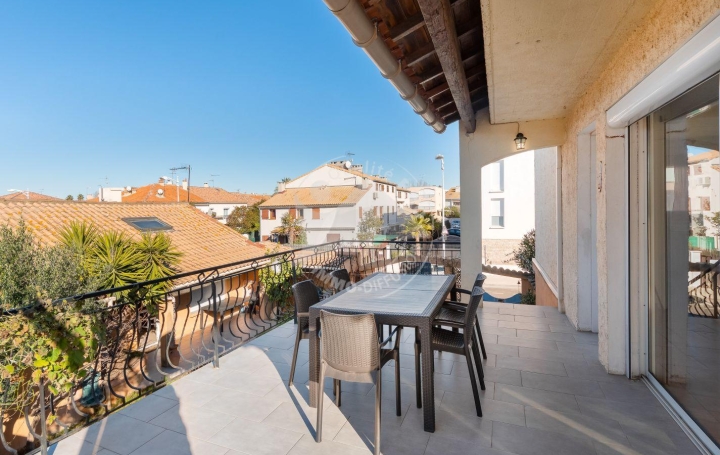 4 Pièces LE GRAU-DU-ROI (30240)  85 m2 610 € 