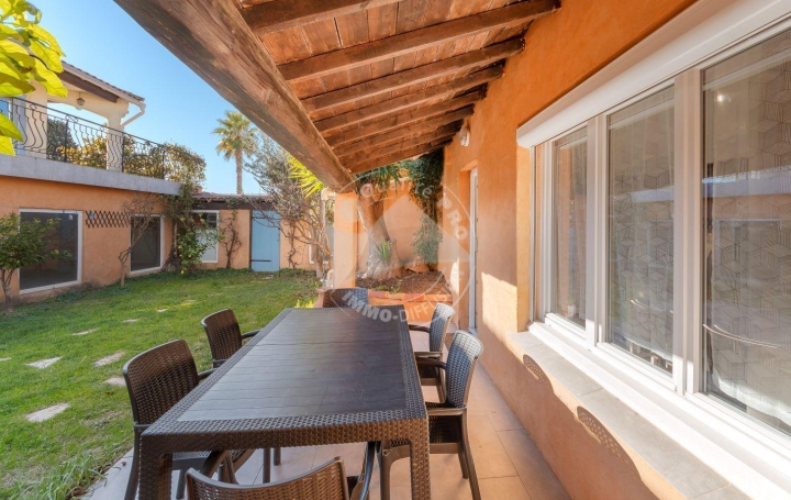 2 Pièces LE GRAU-DU-ROI (30240)  60 m2 427 € 