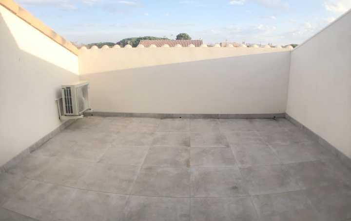 3 Pièces LE GRAU-DU-ROI (30240)  62 m2 1 000 € 