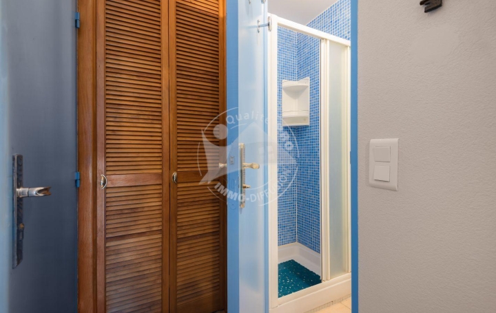 Studio LE GRAU-DU-ROI (30240)  24 m2 310 € 
