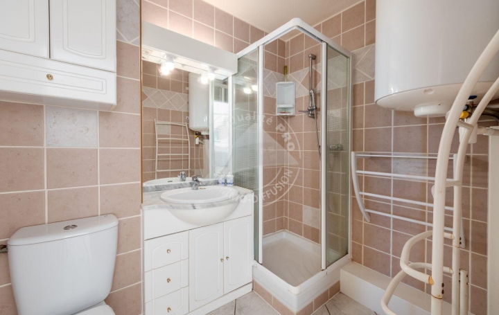 2 Pièces LE GRAU-DU-ROI (30240)  30 m2 360 € 