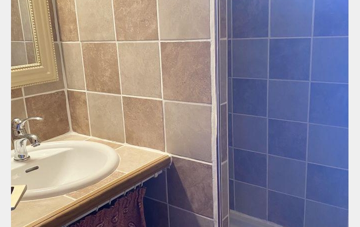 Studio LE GRAU-DU-ROI (30240)  24 m2 550 € 