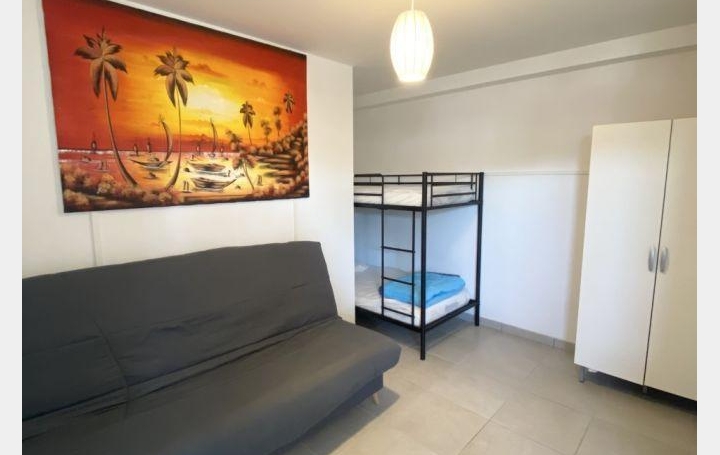 Studio LE GRAU-DU-ROI (30240)  22 m2 290 € 