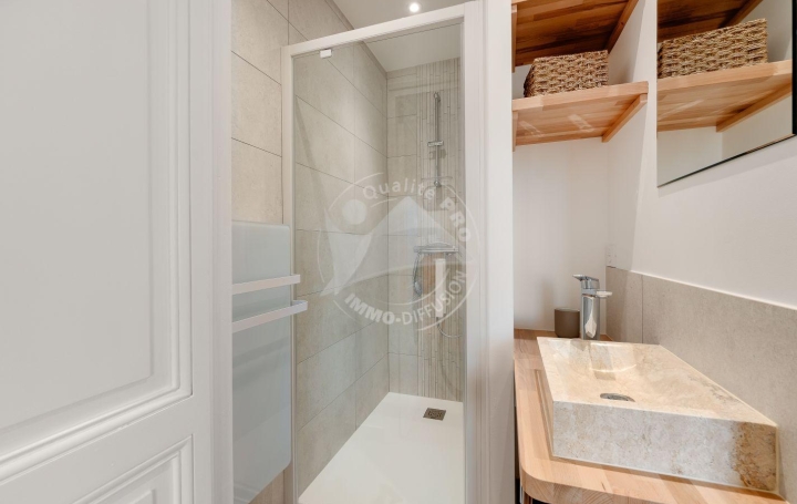 3 Pièces LE GRAU-DU-ROI (30240)  72 m2 440 € 