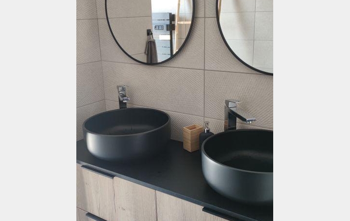 3 Pièces LE GRAU-DU-ROI (30240)  72 m2 520 € 