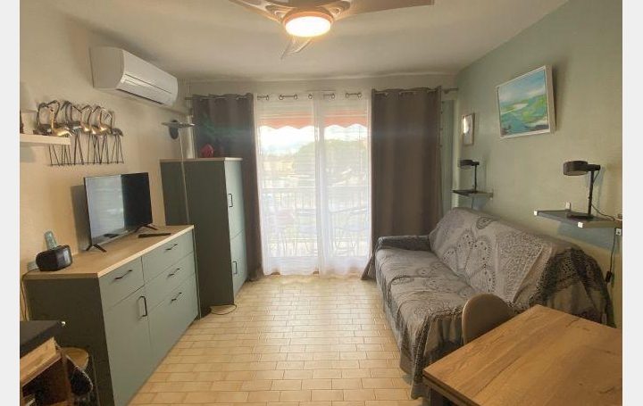 Studio LE GRAU-DU-ROI (30240)  22 m2 260 € 