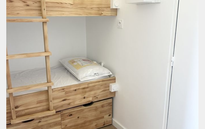 Studio LE GRAU-DU-ROI (30240)  28 m2 595 € 