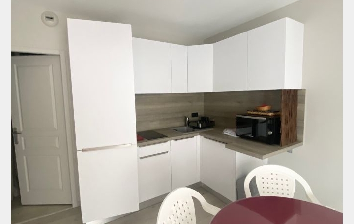 Studio LE GRAU-DU-ROI (30240)  21 m2 620 € 