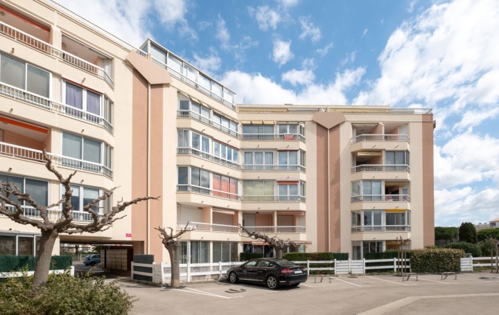 2 Pièces LE GRAU-DU-ROI (30240)  30 m2 350 € 