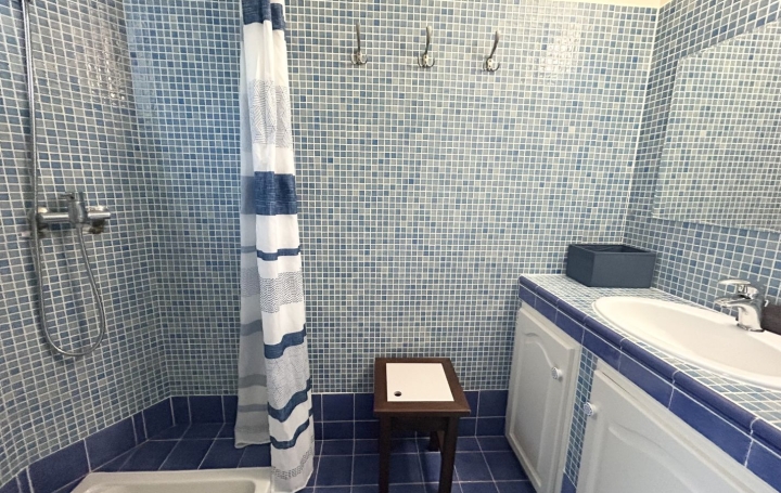 2 Pièces LE GRAU-DU-ROI (30240)  36 m2 750 € 