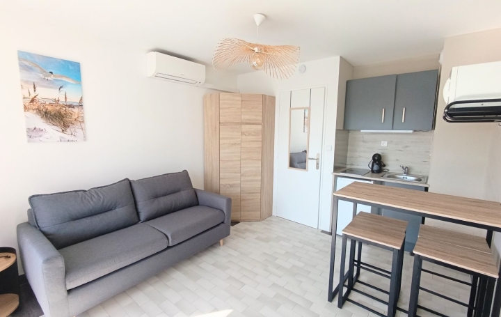 Studio LE GRAU-DU-ROI (30240)  18 m2 300 € 