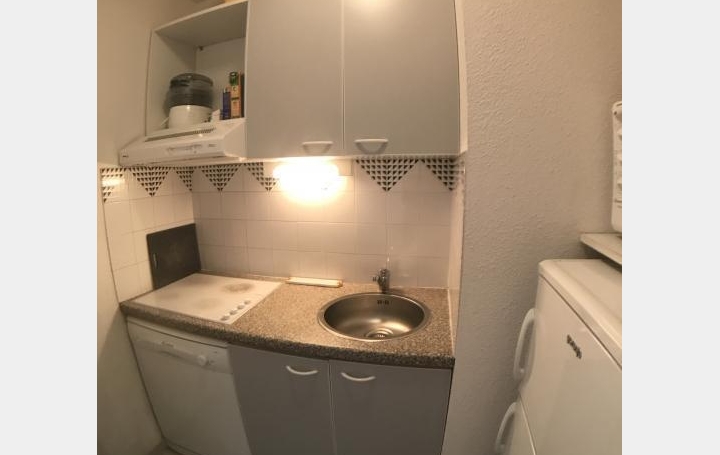 2 Pièces LE GRAU-DU-ROI (30240)  36 m2 334 € 