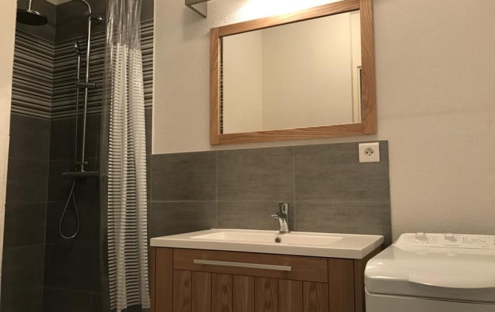 2 Pièces LE GRAU-DU-ROI (30240)  36 m2 334 € 