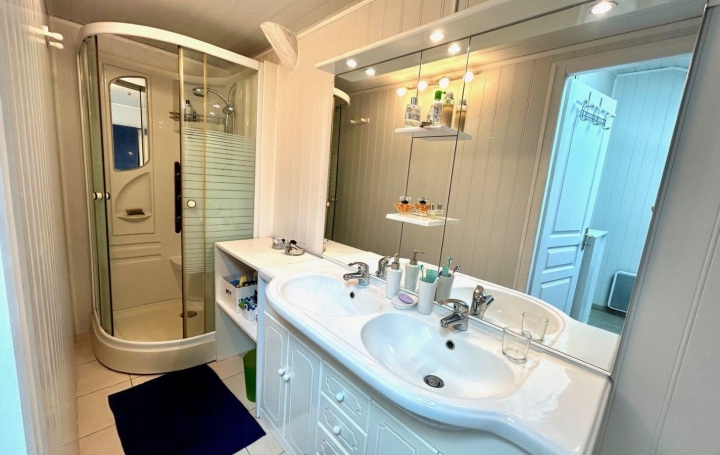 2 Pièces LE GRAU-DU-ROI (30240)  47 m2 295 000 € 