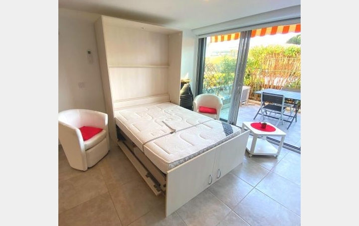 Studio LE GRAU-DU-ROI (30240)  28 m2 221 130 € 